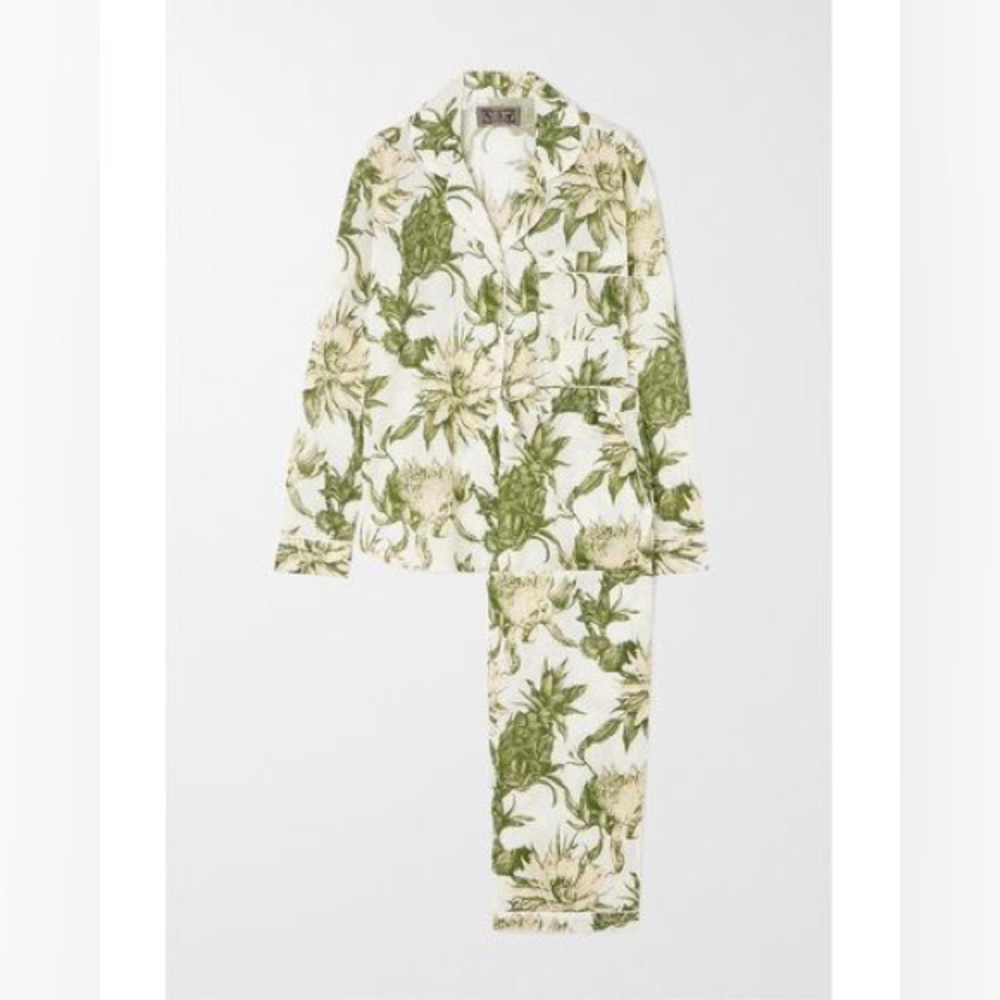 Desmond & Dempsey  Floral Green and Cream Pajama Set